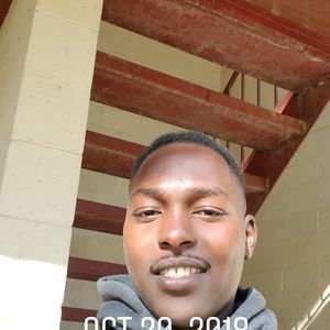 Meet your Posher, Eddia chance